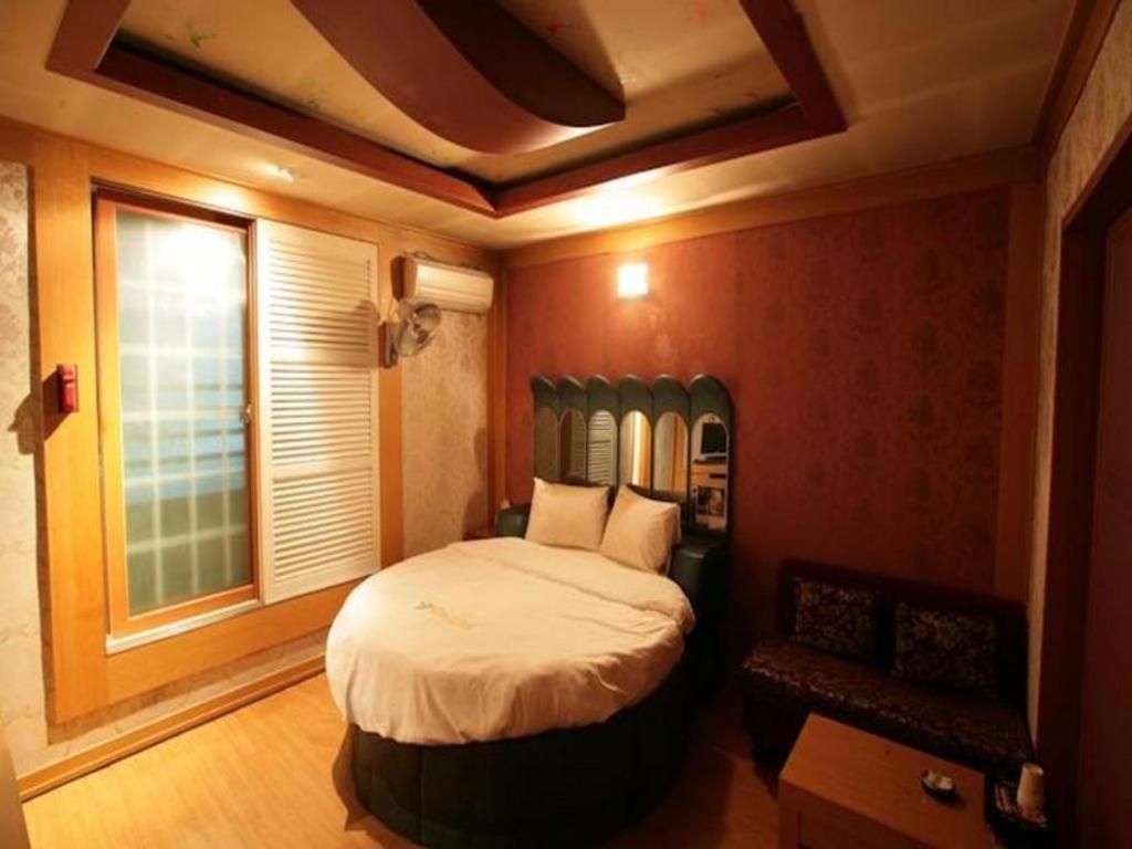 Valentine Hotel Kōyō Exteriér fotografie